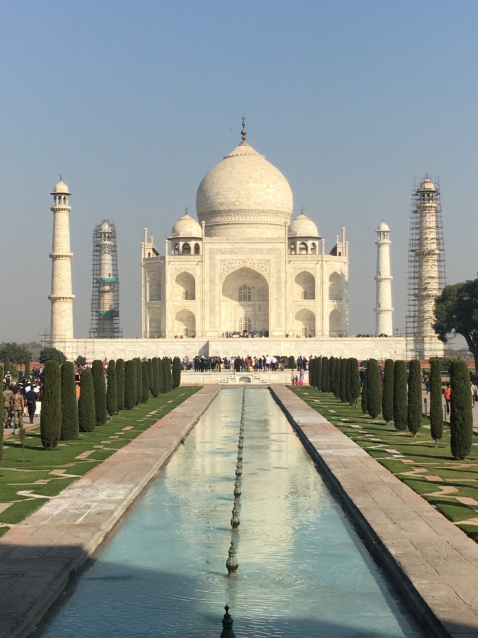 Taj1